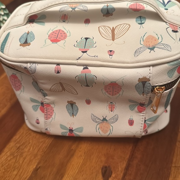 OCS Designs Pastel Bug Makeup bag NWOT - Picture 3 of 4